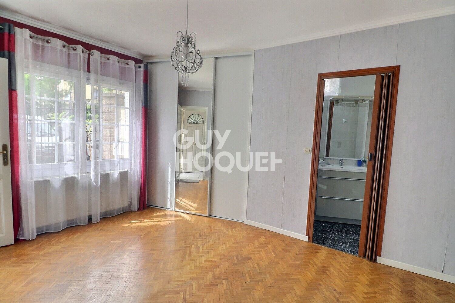 MAISON FAMILIALE AVEC STUDIO GARAGE ET JARDIN - FORT D'AUBERVILLIERS