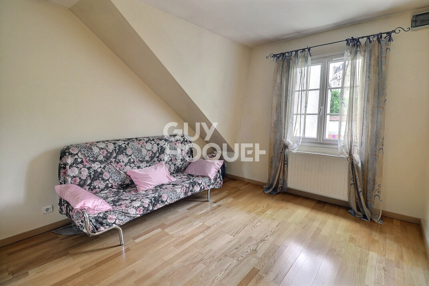 MAISON FAMILIALE AVEC STUDIO GARAGE ET JARDIN - FORT D'AUBERVILLIERS