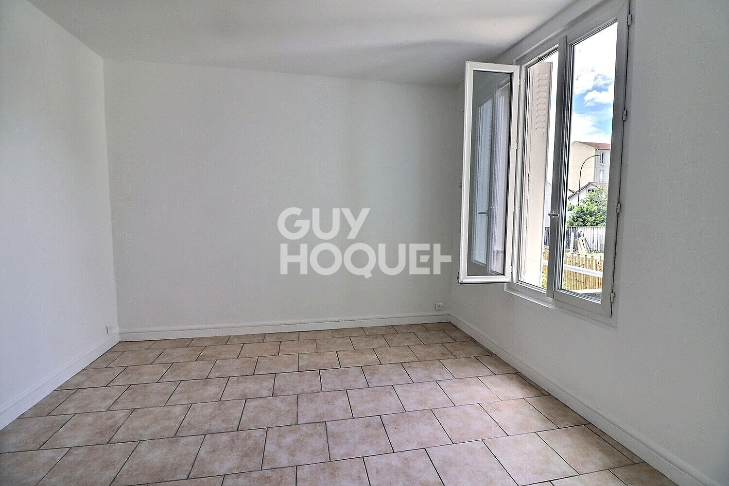 LOCATION d'un appartement T3 (55 m²) à AUBERVILLIERS