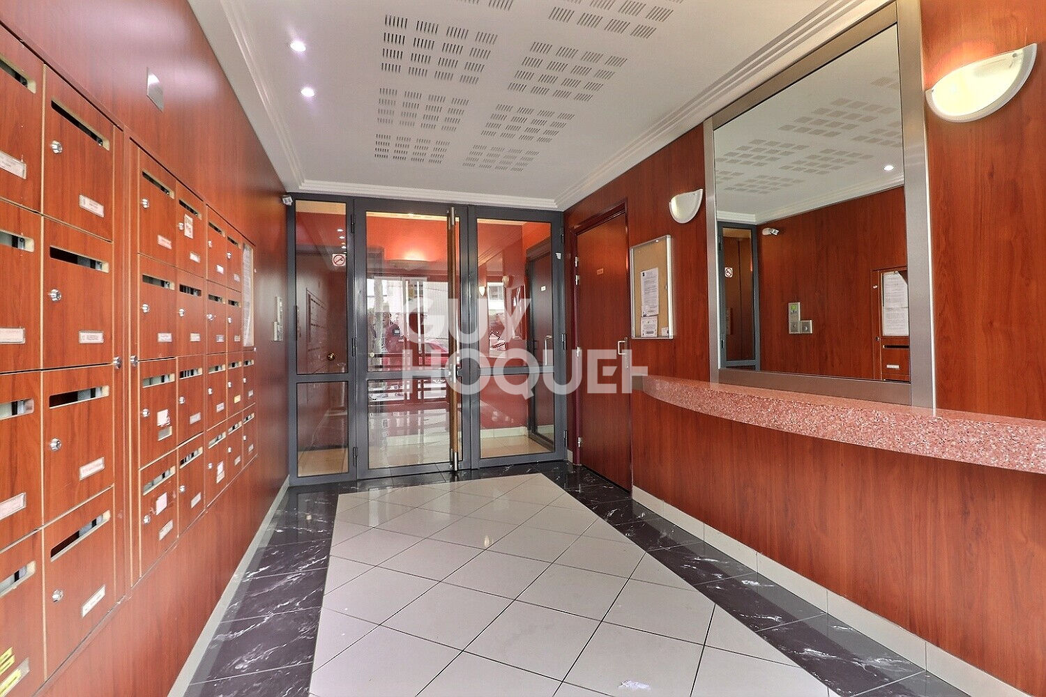 APPARTEMENT 3 PIECES + BALCON ET PARKING - AUBERVILLIERS METRO 4 CHEMINS