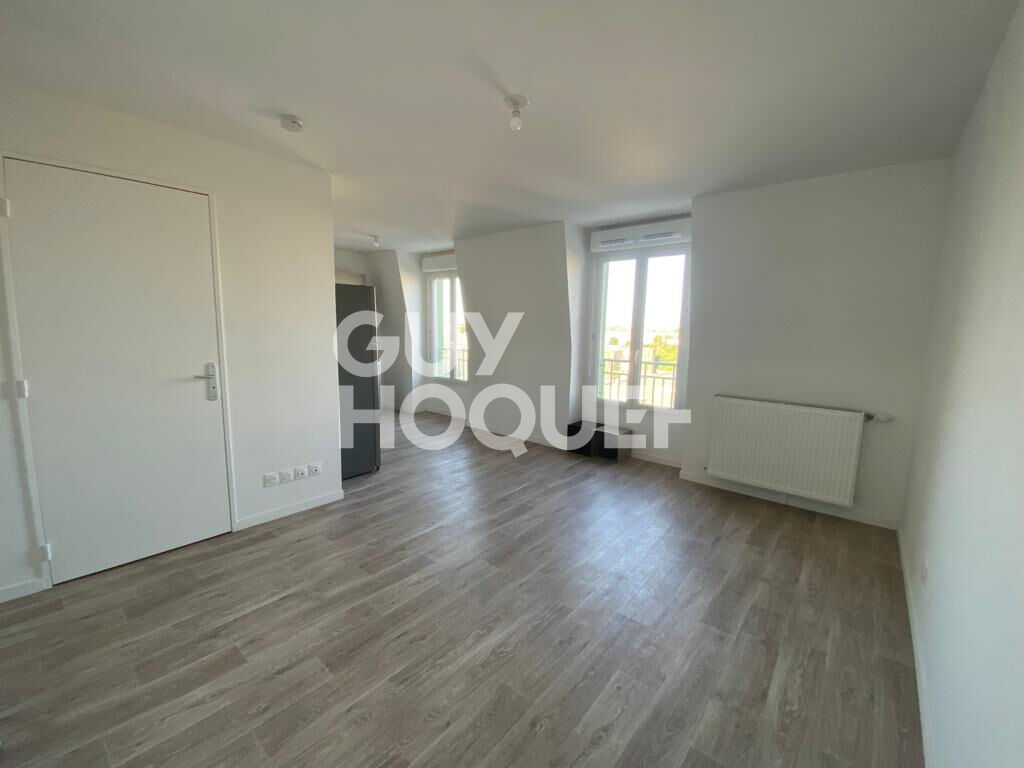Studio meublé 780 CC