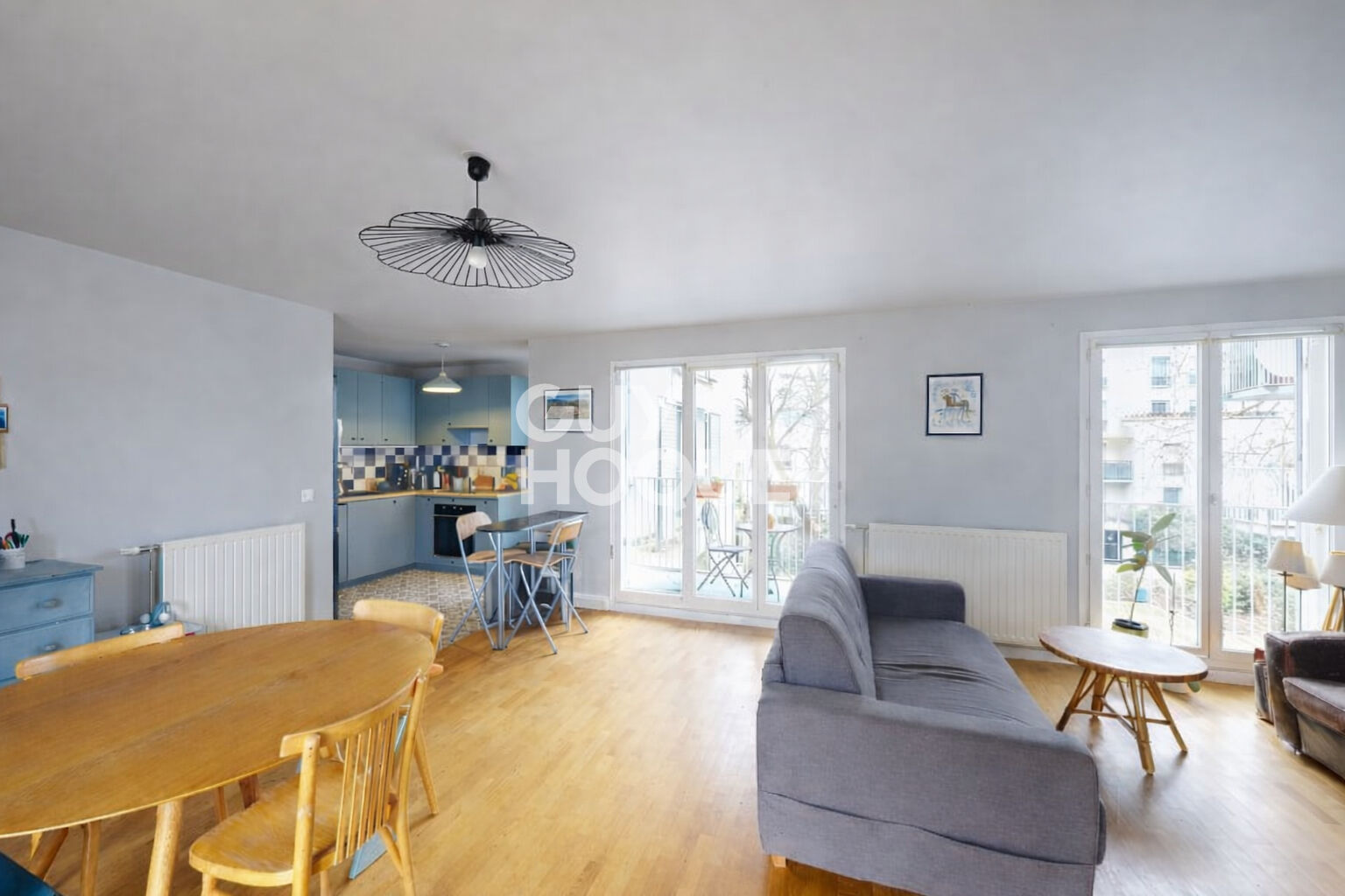 APPARTEMENT 4 PIECES AVEC BALCON, CAVE ET BOX EN SOUS-SOL - PANTIN 4 CHEMINS