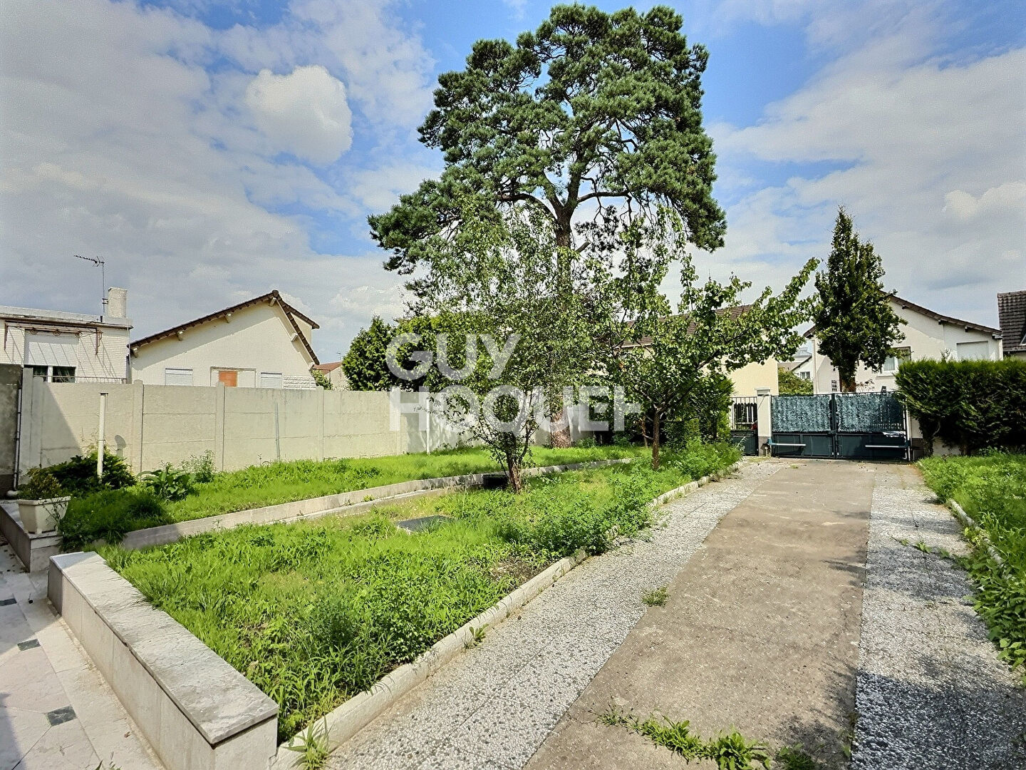 Maison de 7 pièces (130 m²) en location à MONTFERMEIL