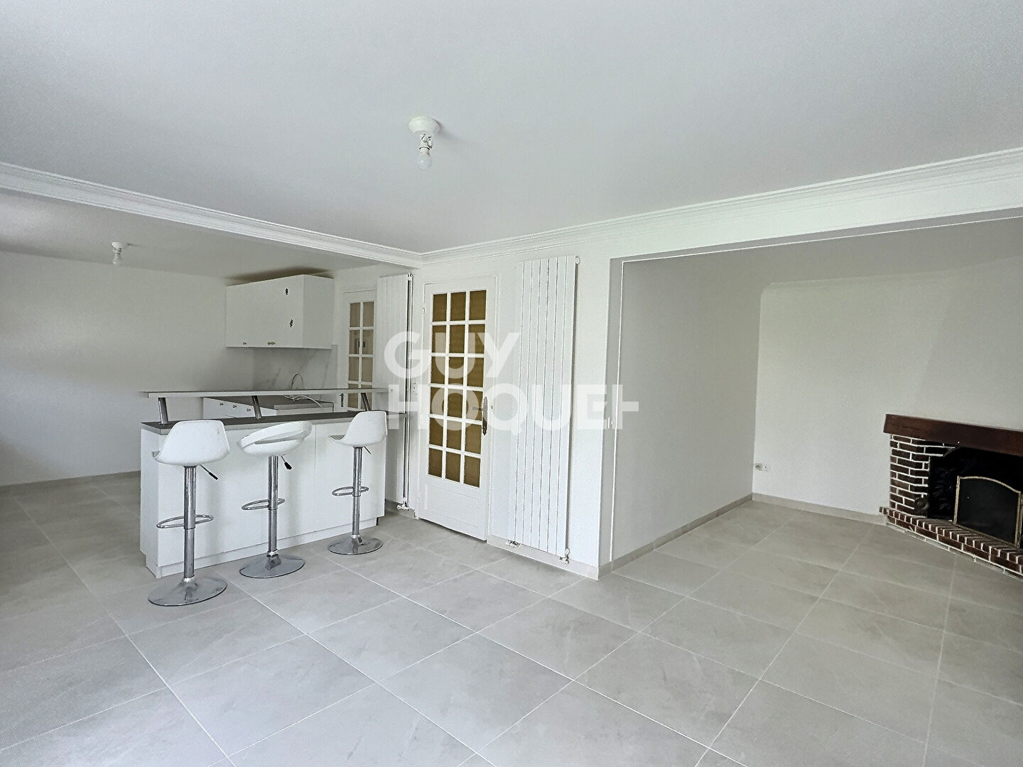 Maison de 7 pièces (130 m²) en location à MONTFERMEIL