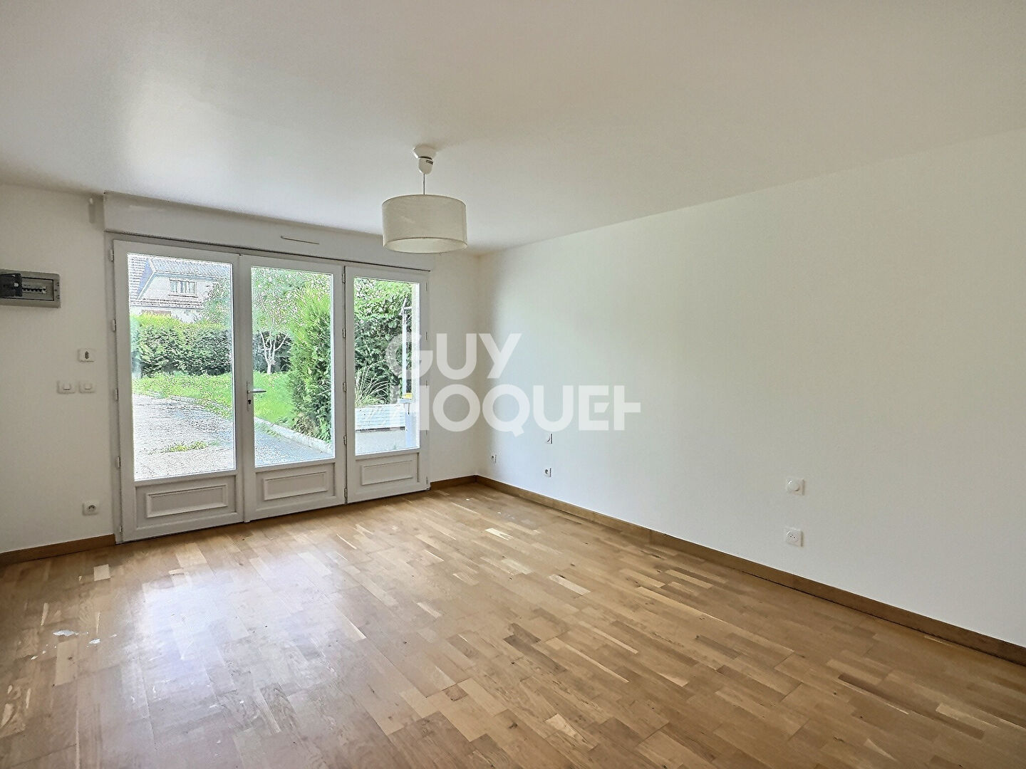 Maison de 7 pièces (130 m²) en location à MONTFERMEIL