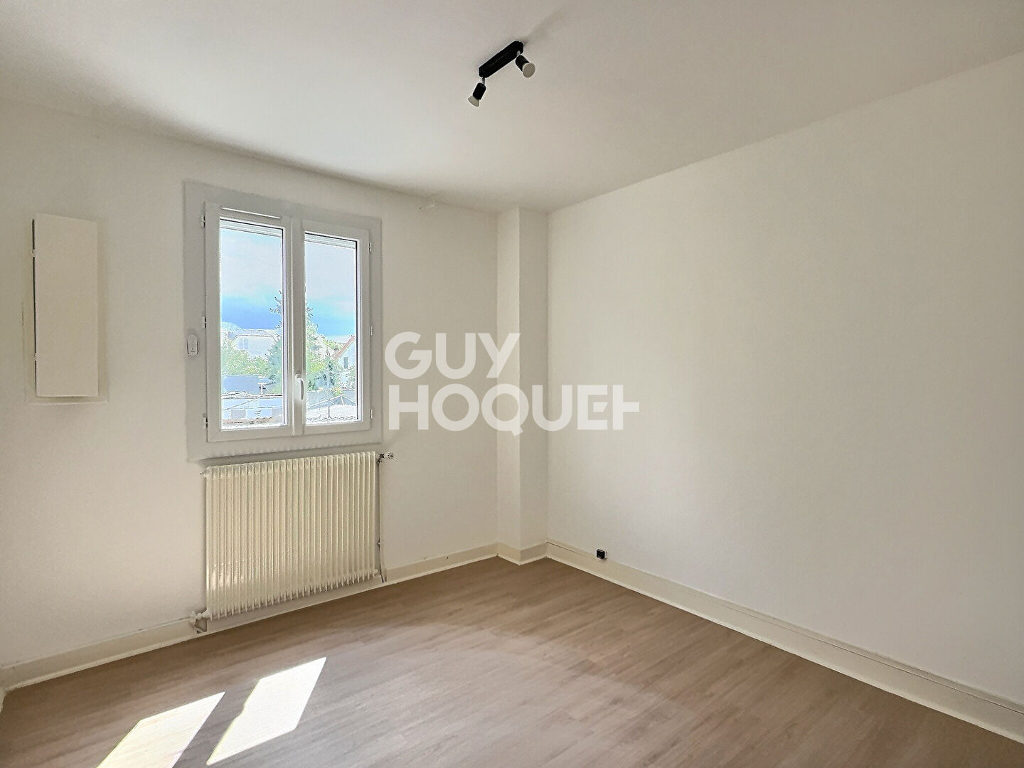 Maison de 7 pièces (130 m²) en location à MONTFERMEIL