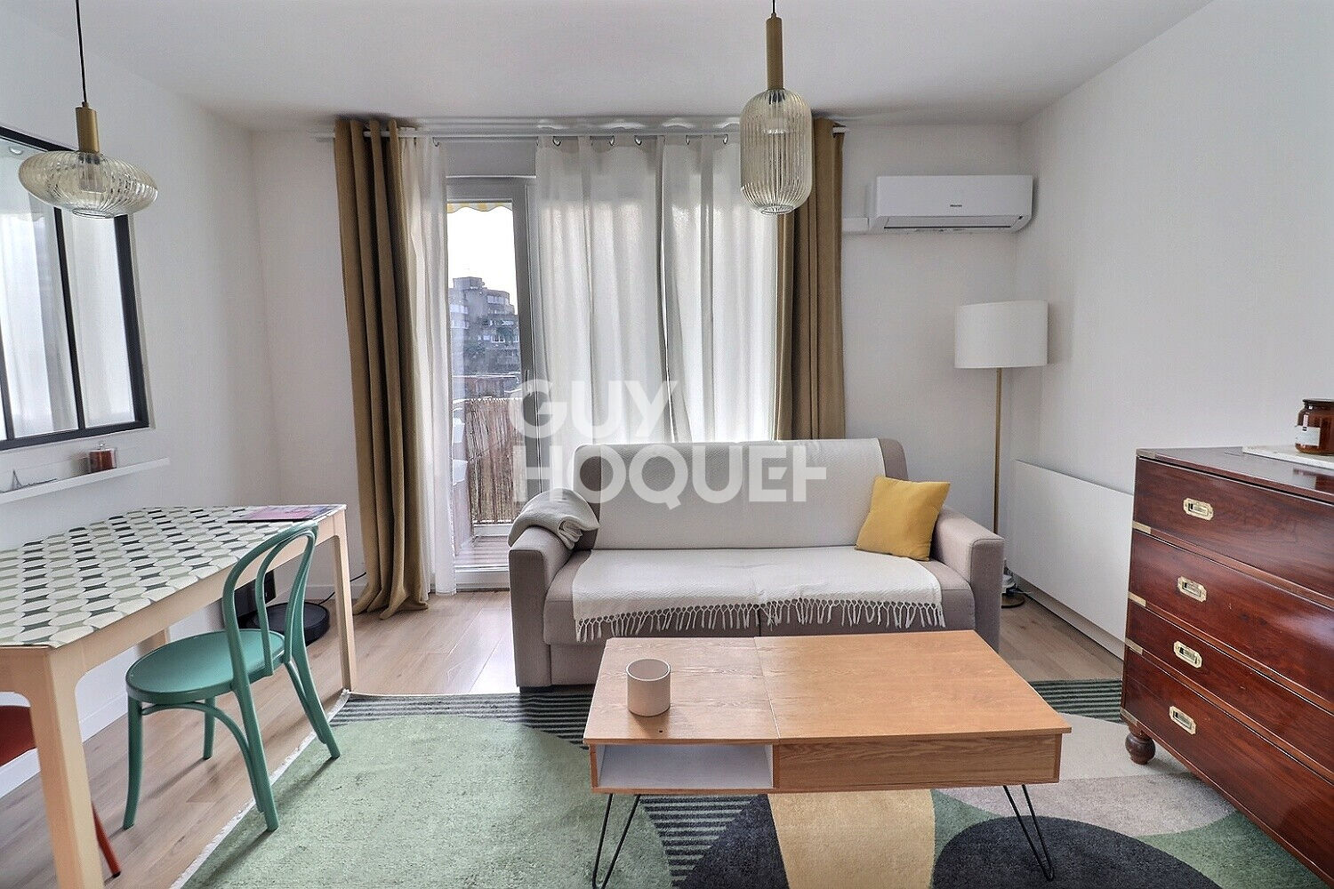 LOCATION : Appartement F1 meublé (30 m²) à AUBERVILLIERS