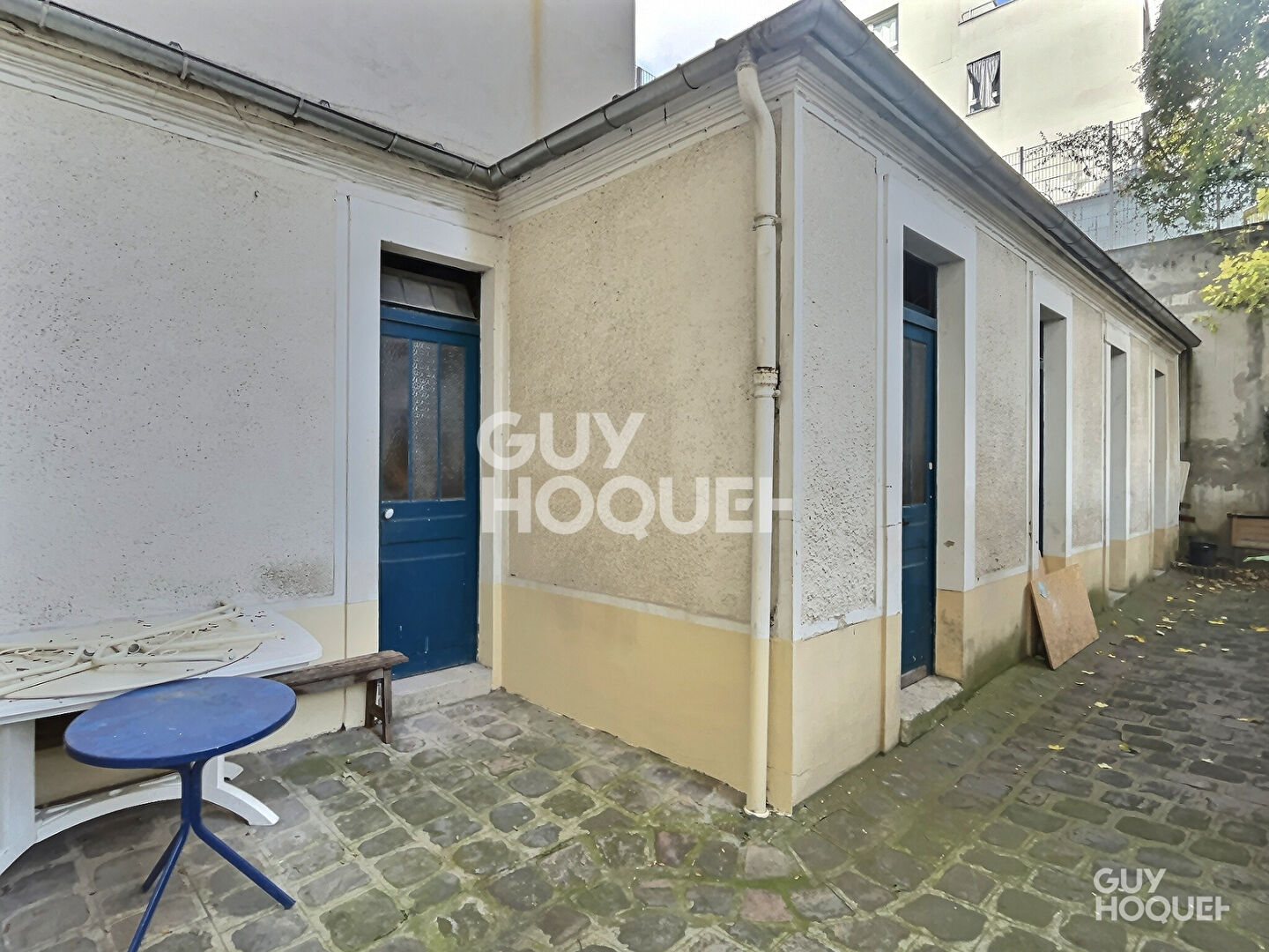 APPARTEMENT 4 PIECES - IMMEUBLE HAUSSMANNIEN - MAIRIE D'AUBERVILLIERS