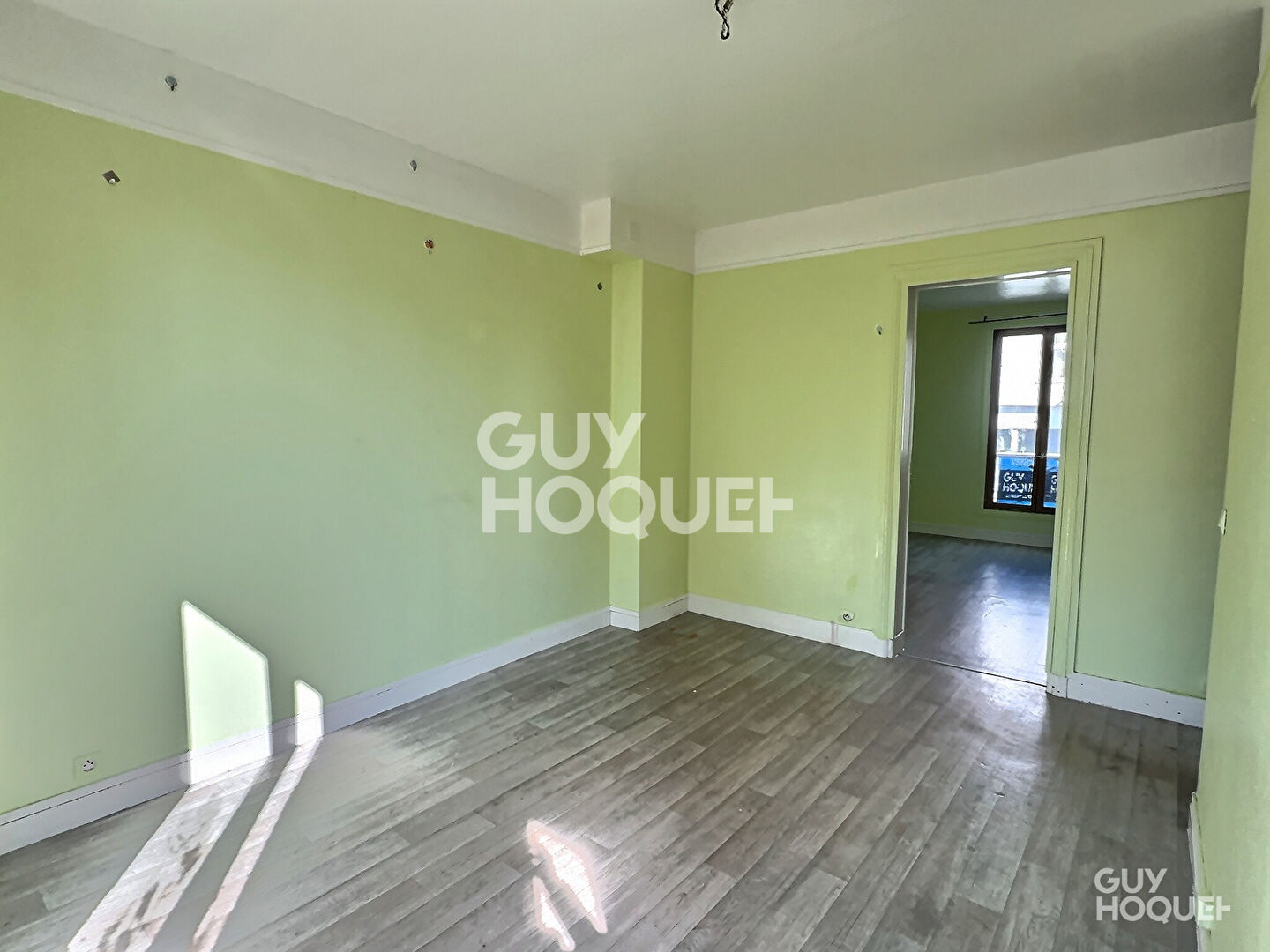 APPARTEMENT 2 PIECES + CAVE - AUBERVILLIERS - METRO 4 CHEMINS