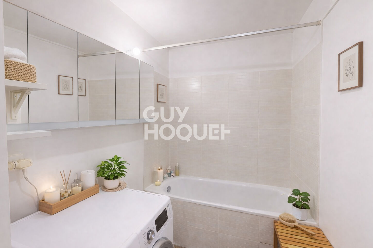 APPARTEMENT 2 PIECES AVEC BALCON ET PARKING - AUBERVILLIERS PROCHE METRO