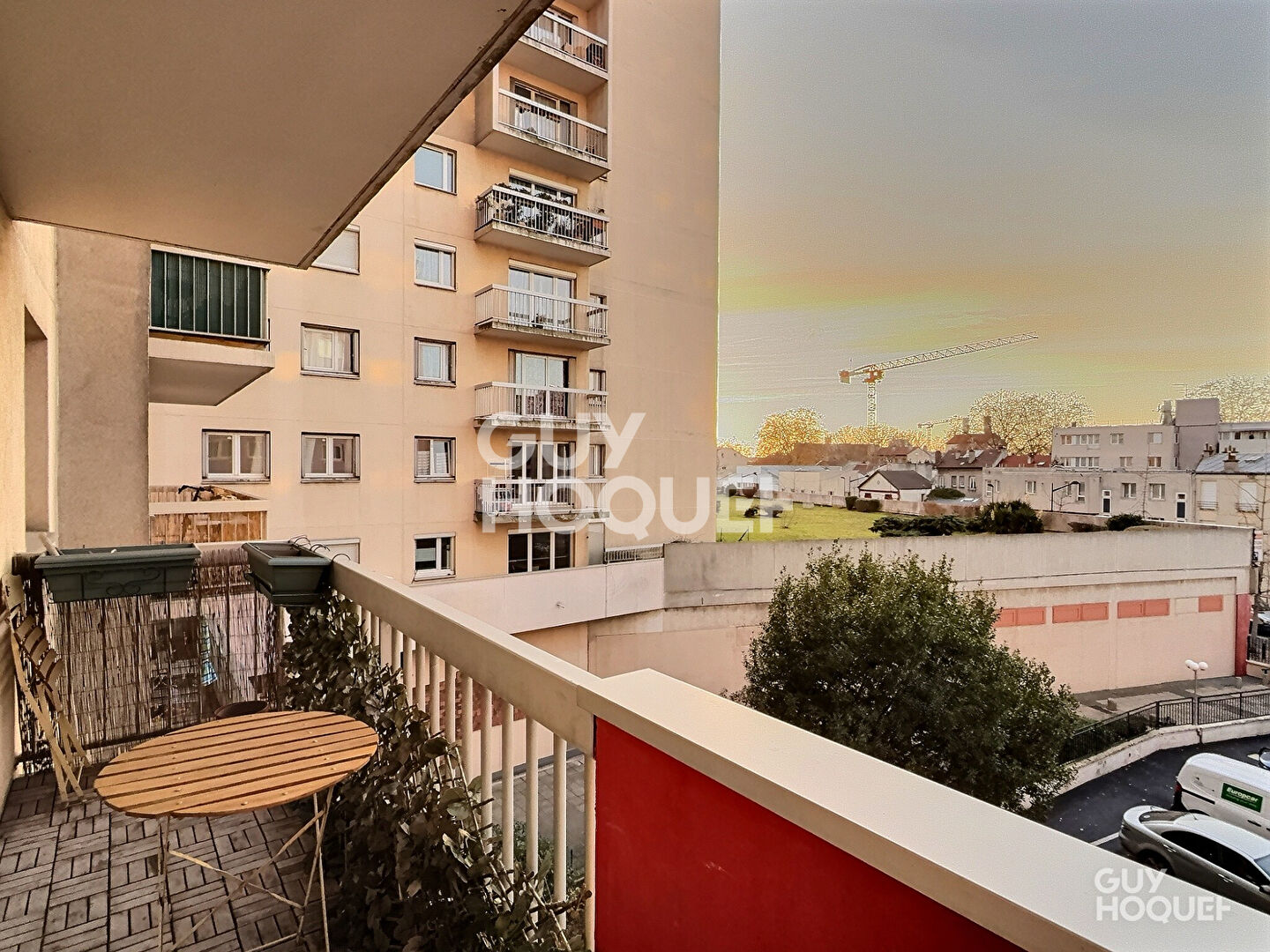 Appartement 3 pièces meublé avec balcon à louer à Aubervilliers