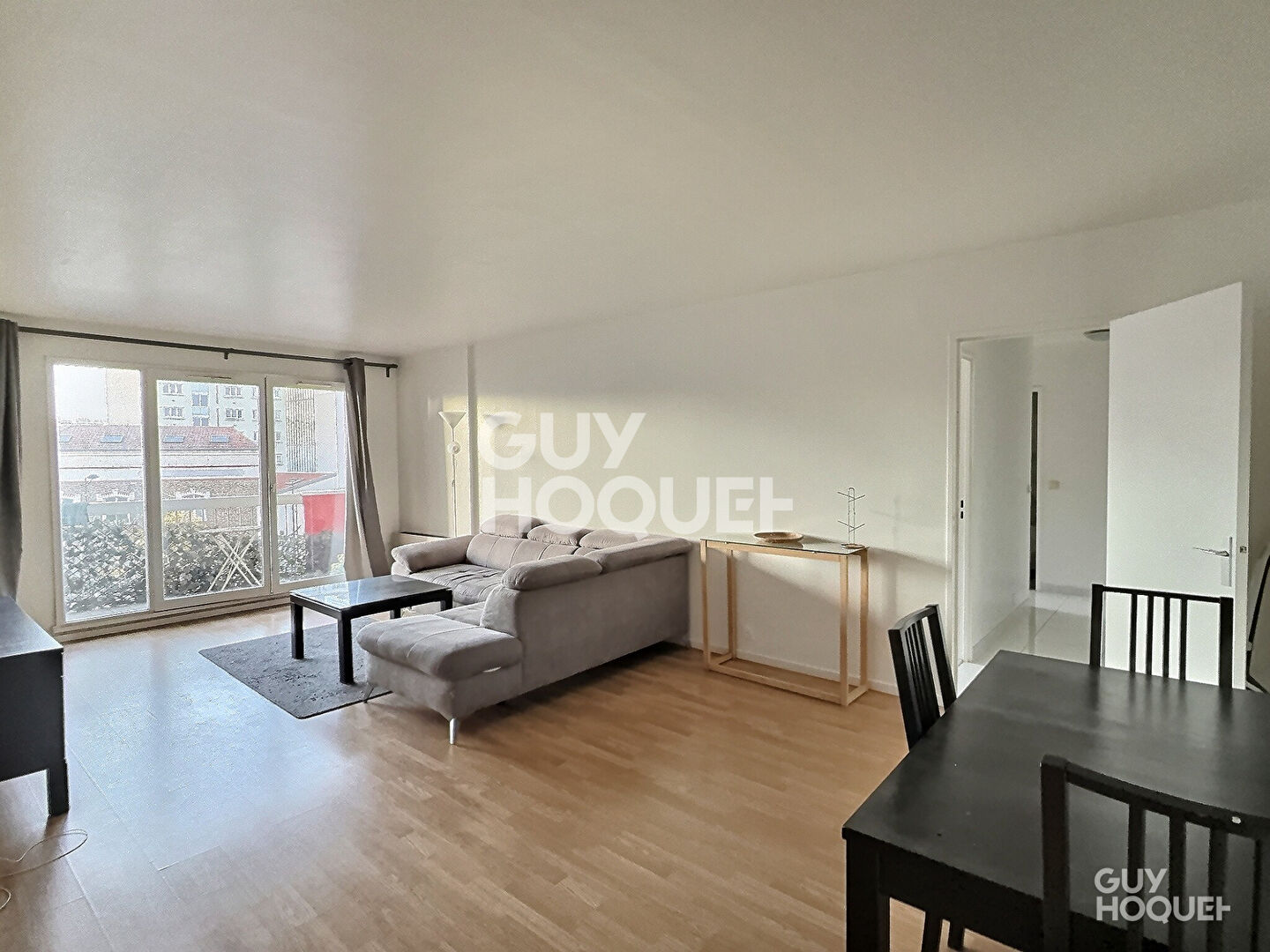 Appartement 3 pièces meublé avec balcon à louer à Aubervilliers