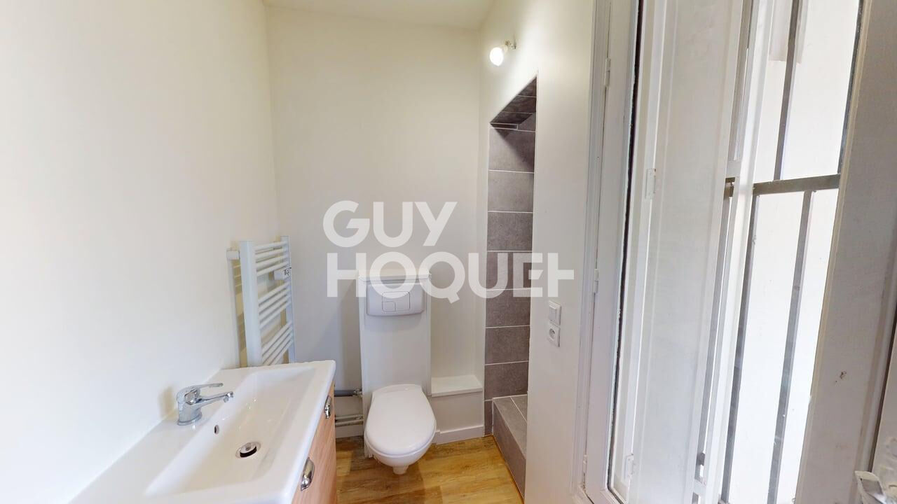 APPARTEMENT 2 PIECES AVEC TERRASSE