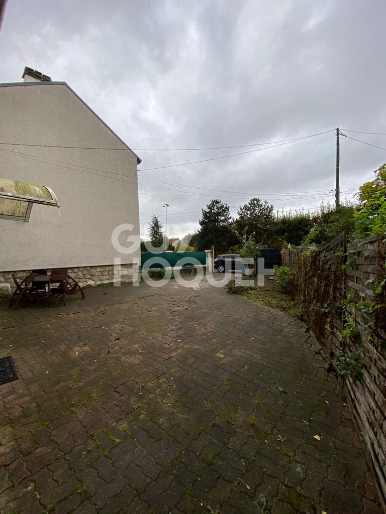 Maison 6 pièces (110 m²) à vendre