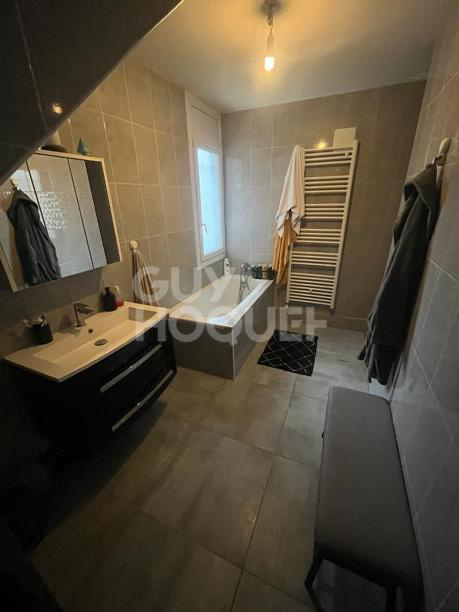 VENTE : maison T9 à VILLEPINTE