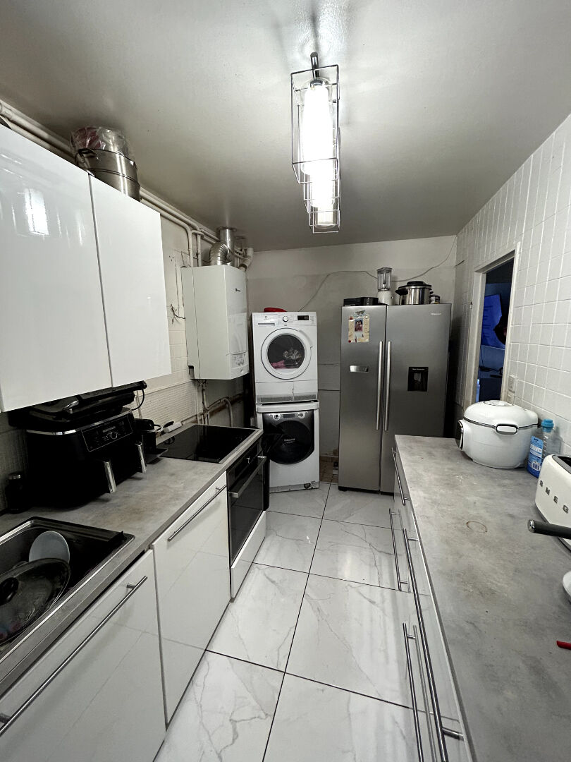 AULNAY SOUS BOIS : maison de 6 pièces (77 m²) en vente