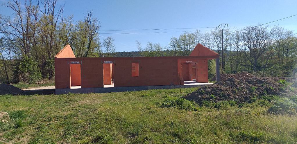 Maison en cours de construction 100 m² sur 1 100 m² de terrain