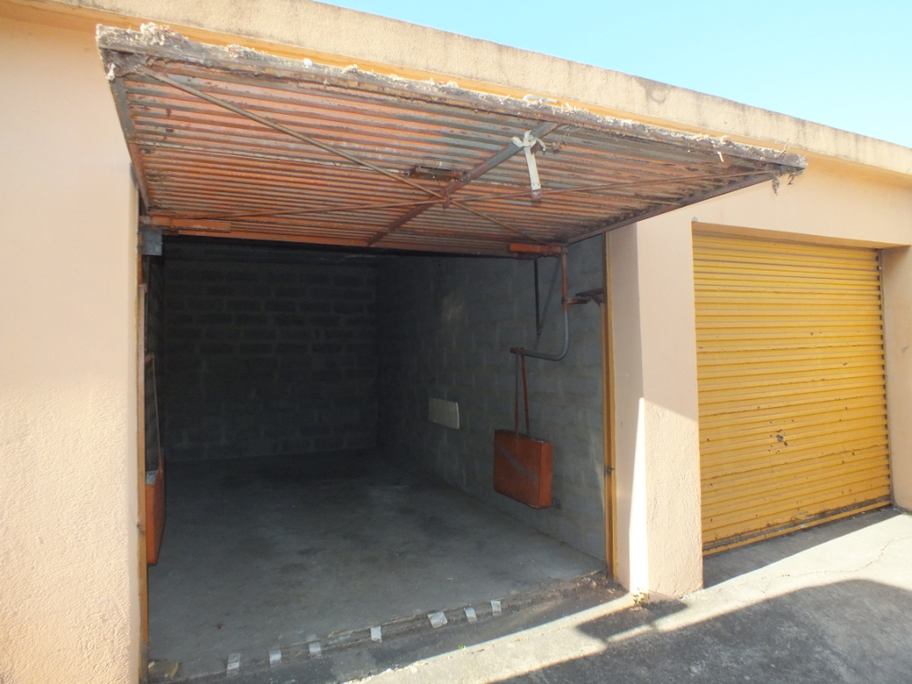 AVIGNON Garage à vendre  16.83 m2