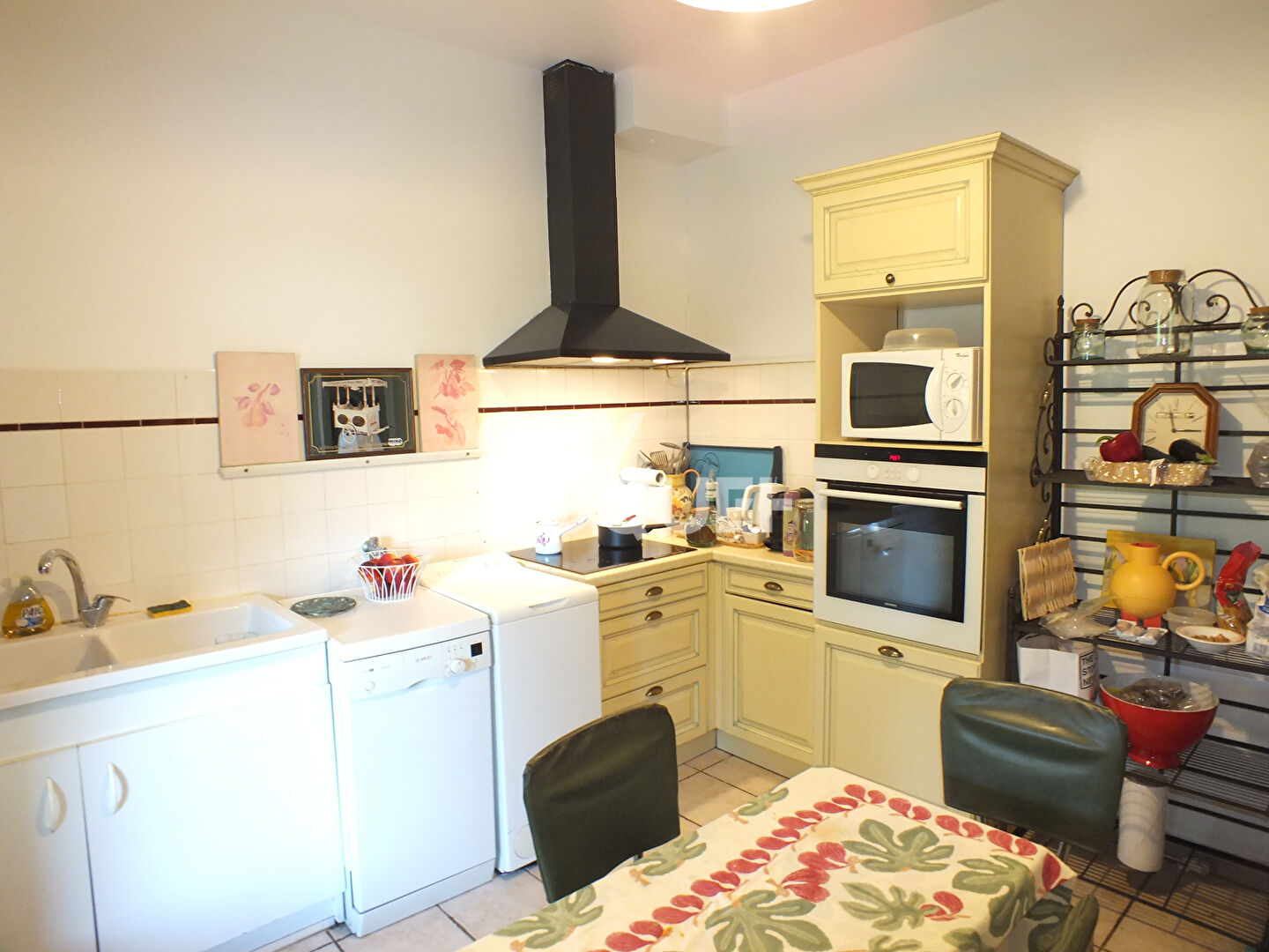 Maison  meublée Villeneuve Les Avignon 3 pièce(s) 62.15 m2