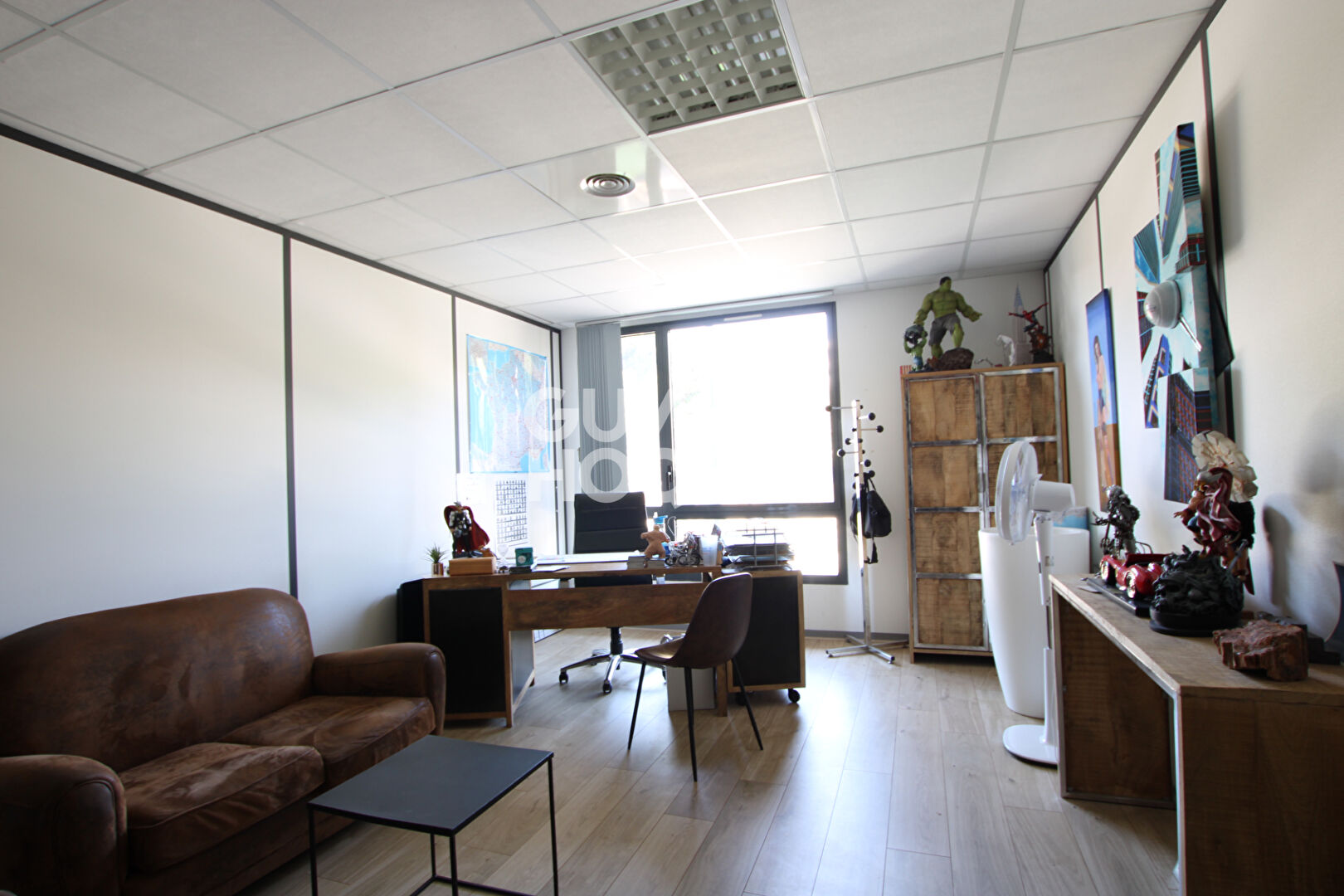 !!!!!RARE!!!!!!!!!  BUREAUX 180m² ZFU