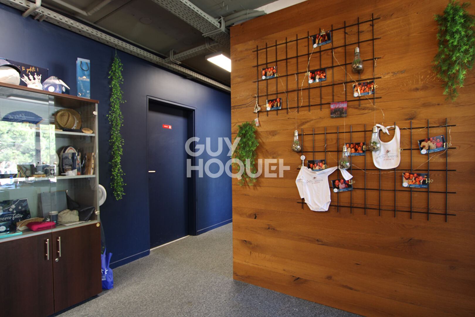 !!!!!RARE!!!!!!!!!  BUREAUX 180m² ZFU