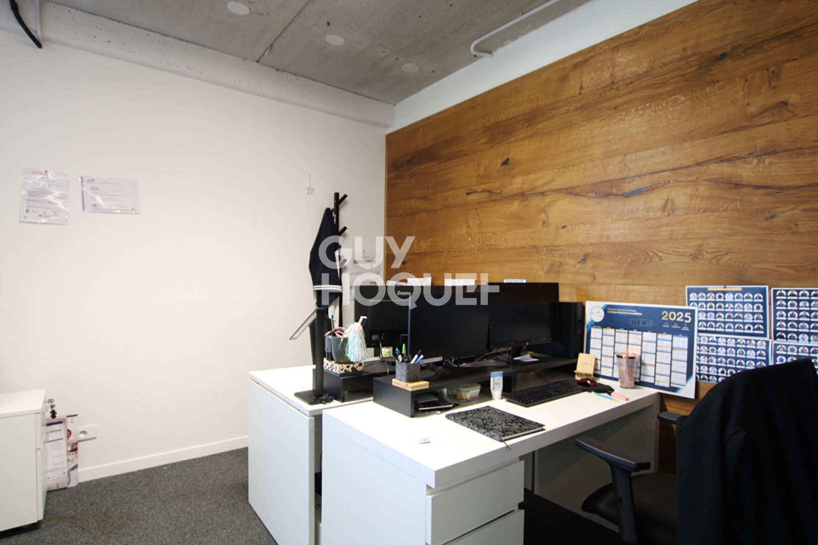!!!!!RARE!!!!!!!!!  BUREAUX 180m² ZFU