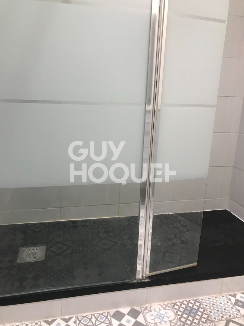 À vendre : Appartement 4 pièces à AVIGNON