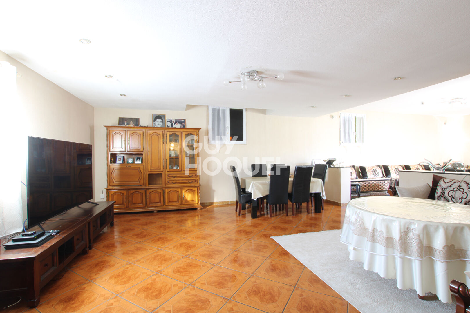 AVIGNON : maison F7 à vendre