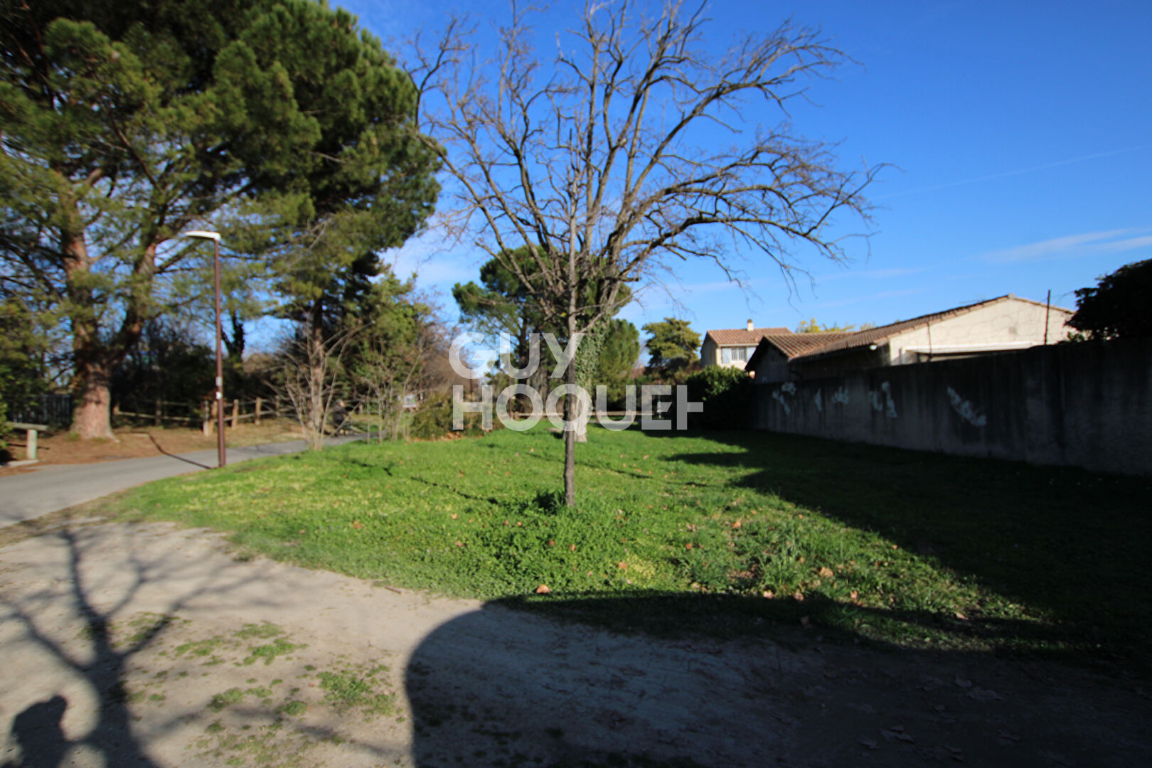 AVIGNON : maison F7 à vendre