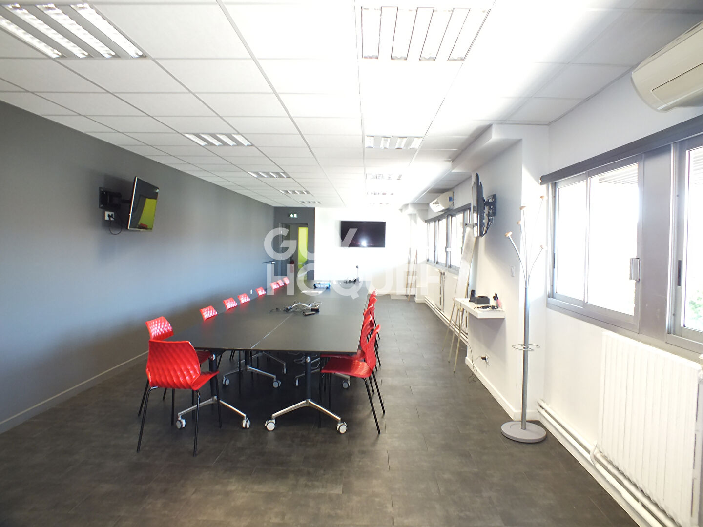 Bureaux comme neuf Avignon zone de l'Amandier