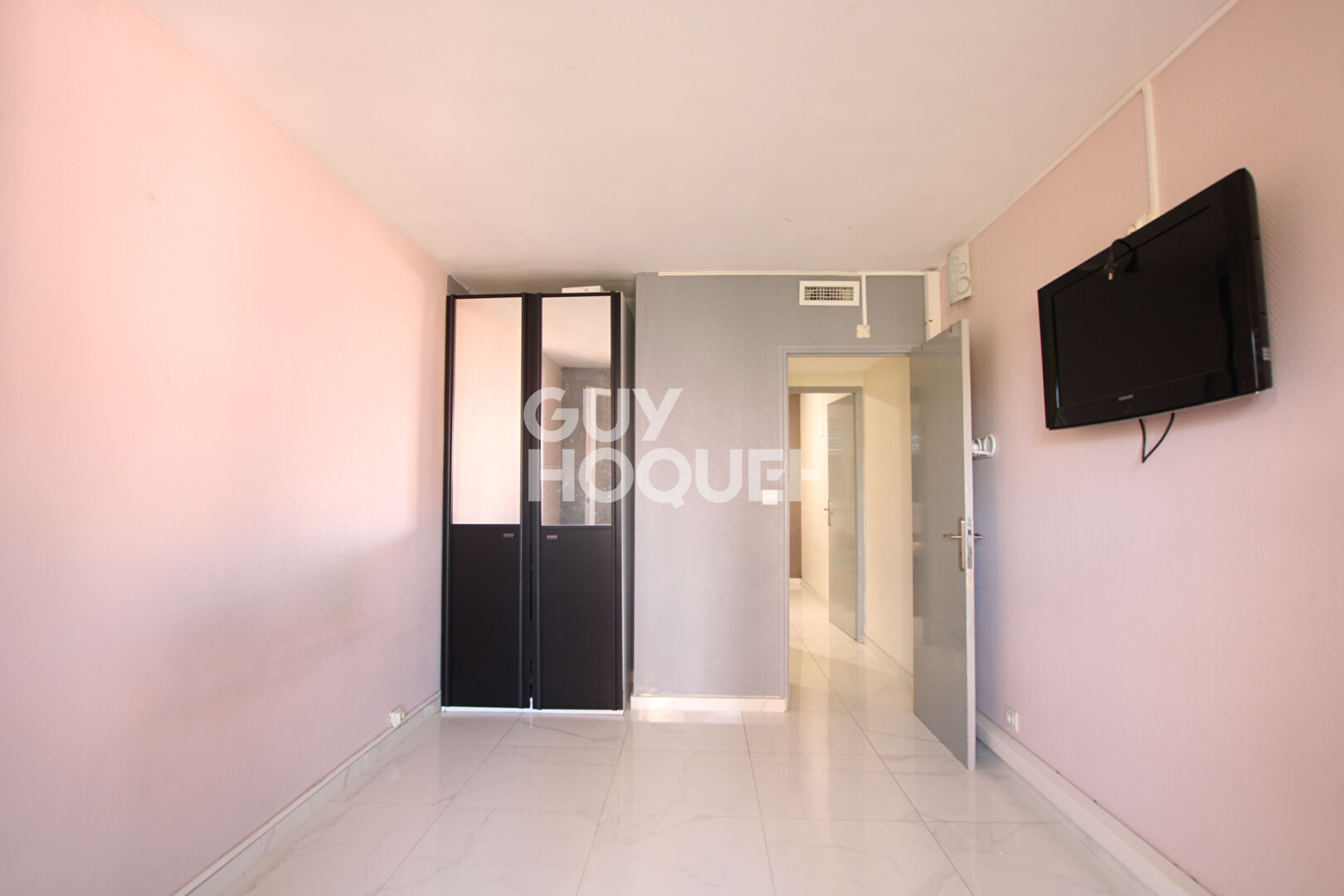 À vendre : Appartement spacieux de 5 pièces à Avignon, quartier Monclar