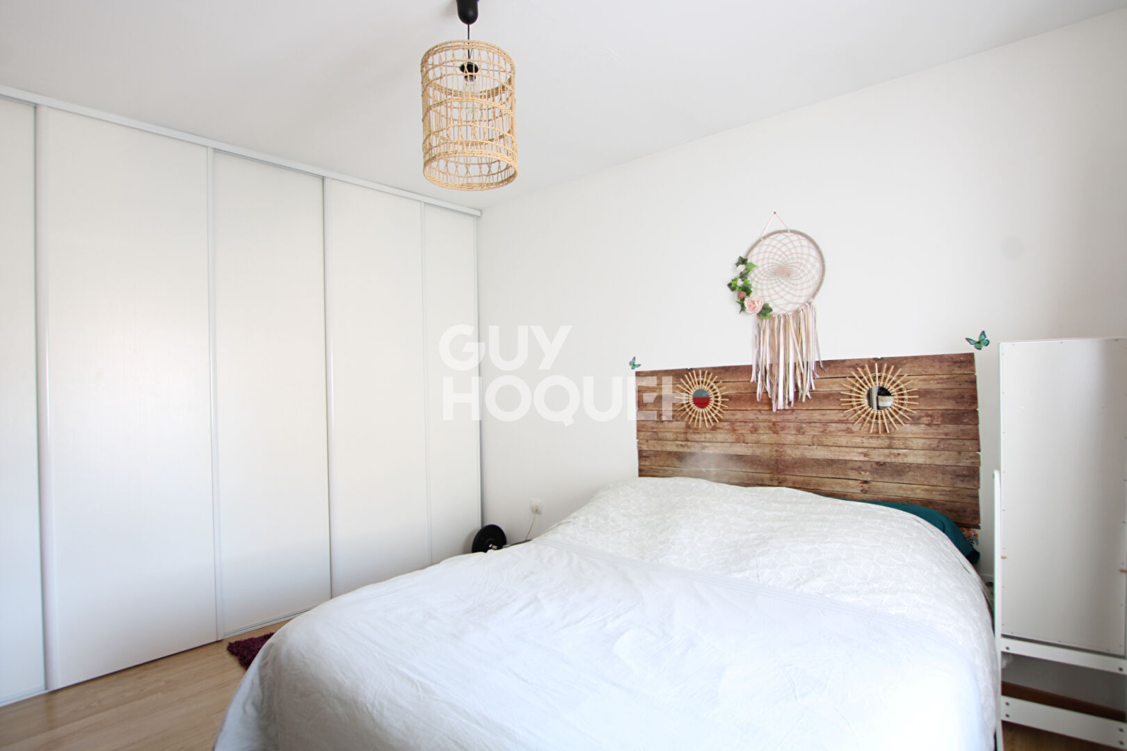 Rare Maison de plain-pied Entraigues sur la Sorgue