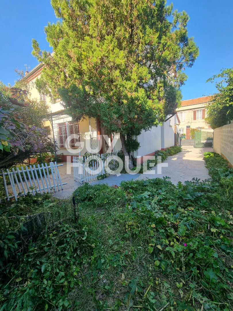 Maison avec fort potentiel ! Idéale pour famille ou investissement !