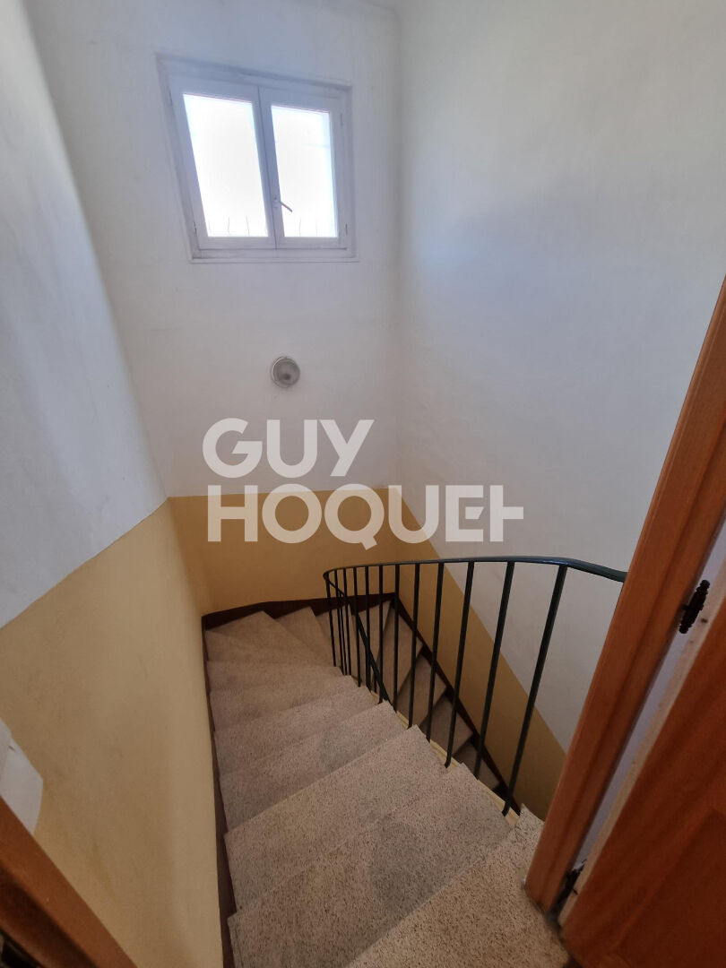 Maison avec fort potentiel ! Idéale pour famille ou investissement !