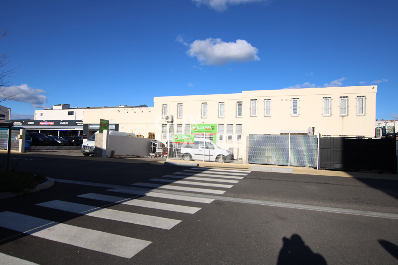 Entrepôt / local industriel Avignon 1290 m2