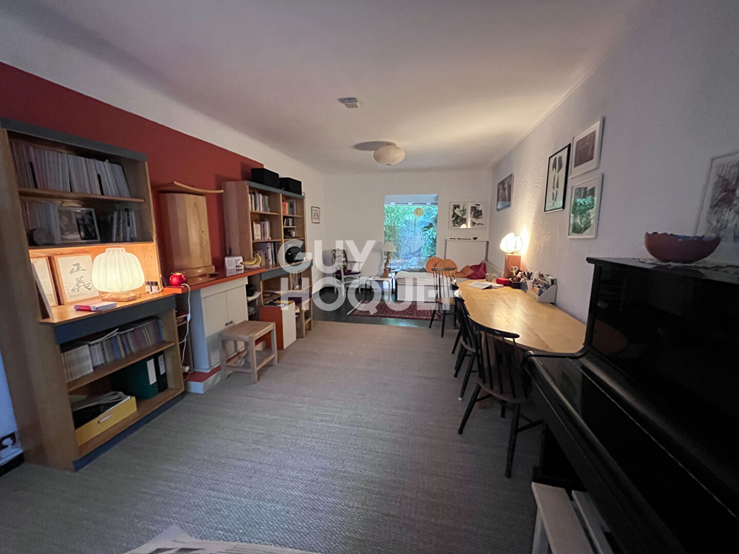 Maison  6 pièce(s) avec jardin et  deux garages