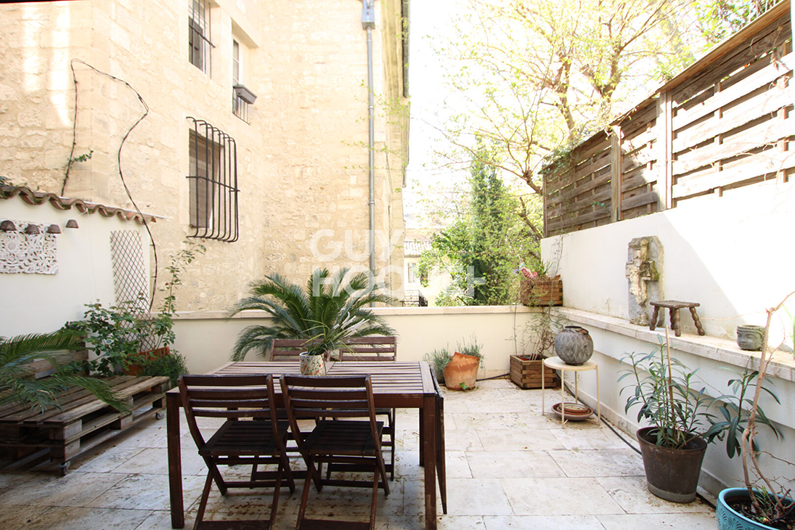 MAISON D'EXCEPTION INTRA-MUROS