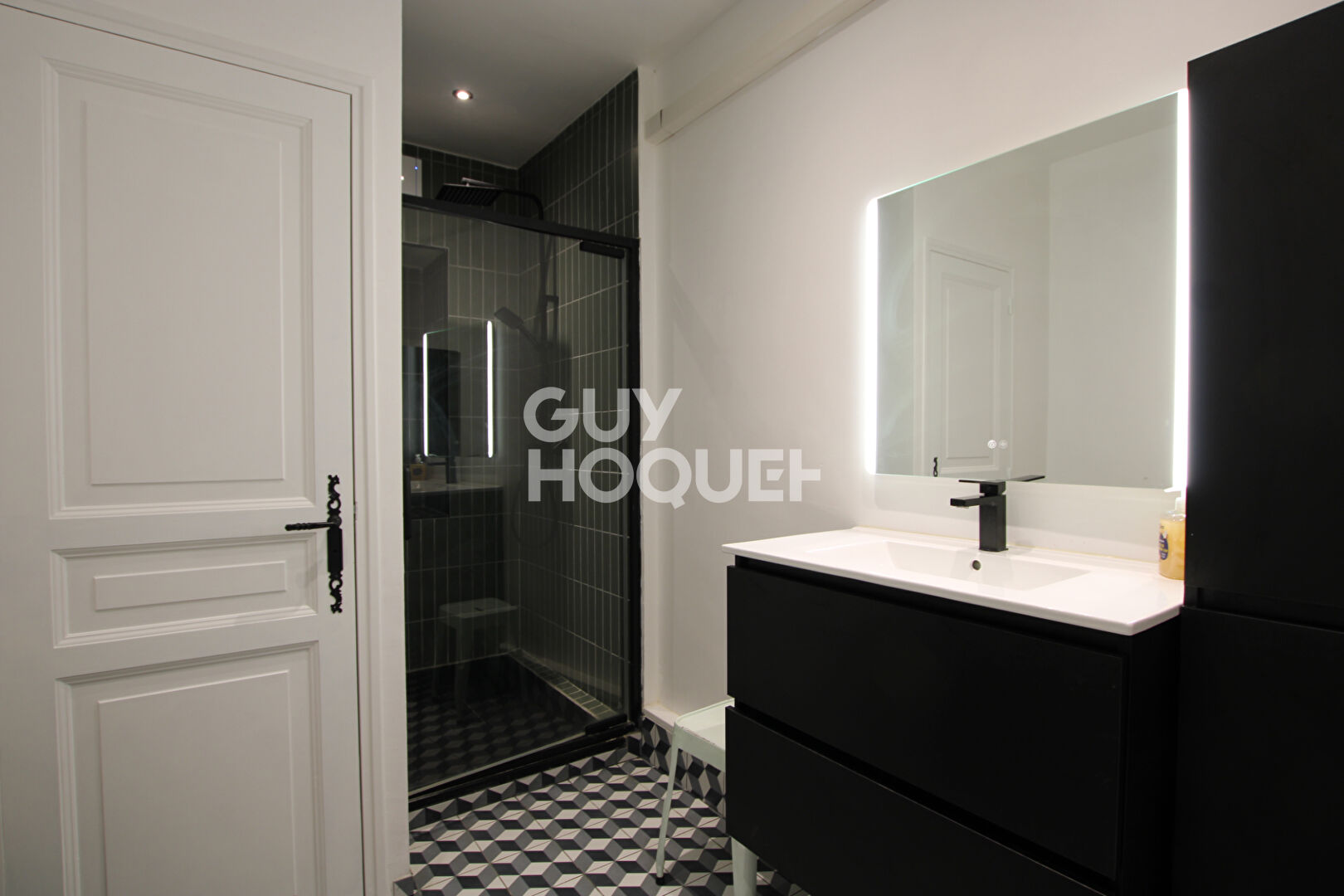 MAISON D'EXCEPTION INTRA-MUROS