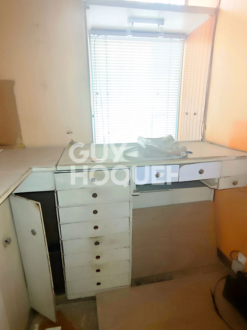 Local de stockage à  louer de 7.77 m² Avignon Centre