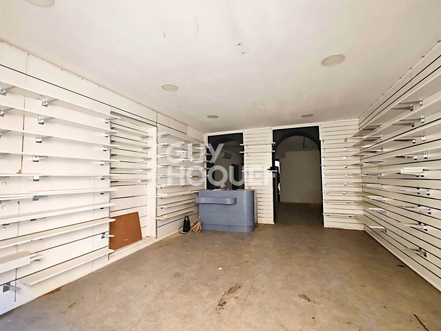 Local commercial à louer - 50,68 m² - Avignon Centre Ville