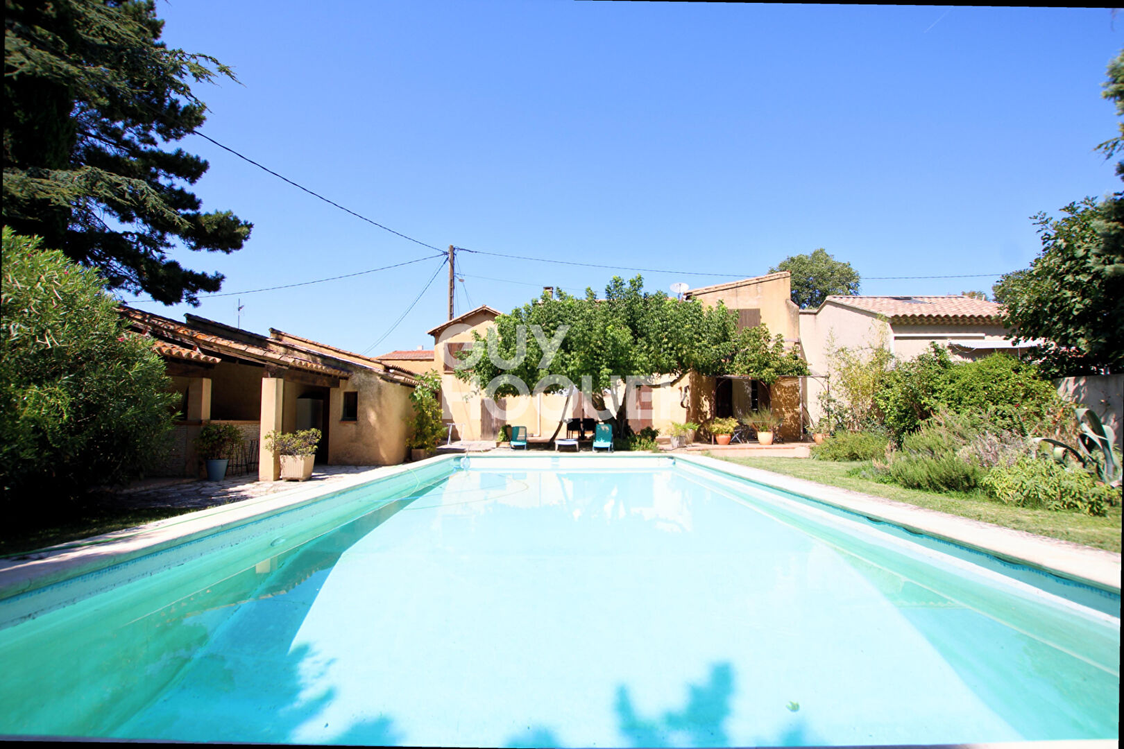 RARE Maison Les Angles 660m² de TERRAIN
