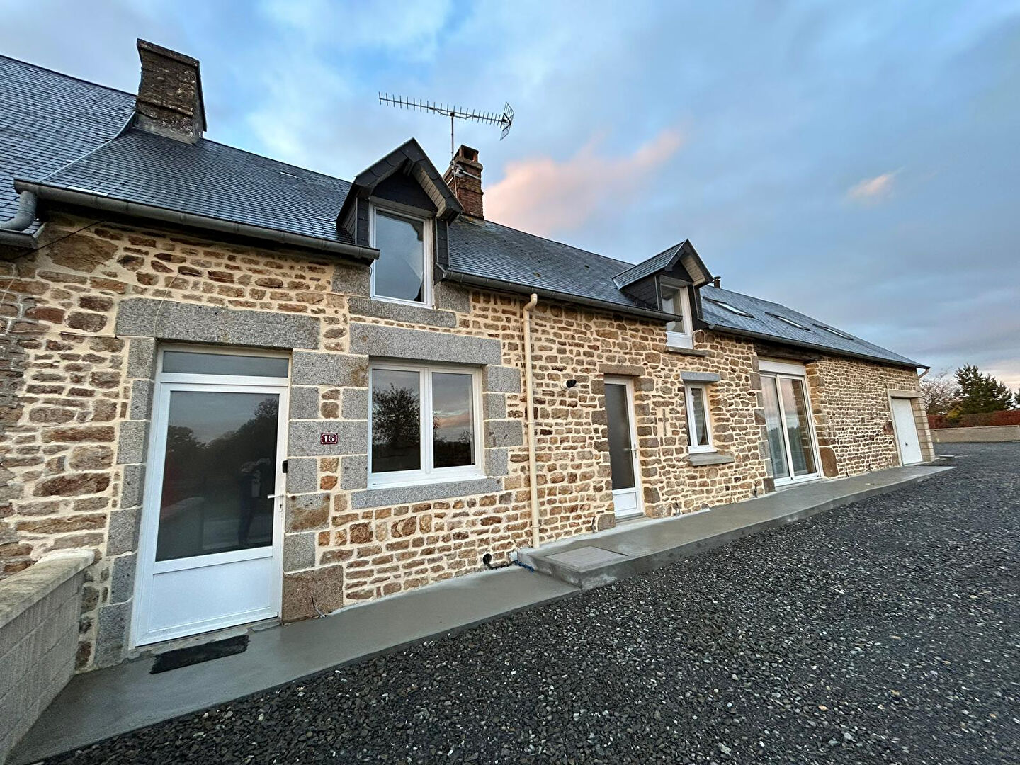 VENTE d'une maison 5 pièces (125 m²) à SAINT BRICE DE LANDELLES