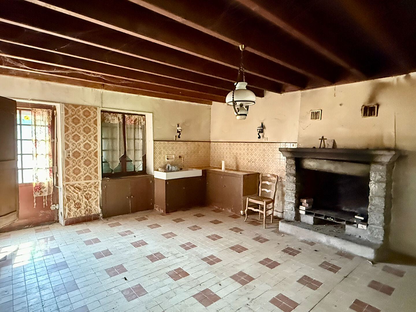 Maison à rénover - 2 chambres - Proximité Mont-Saint-Michel - Huisnes-sur-Mer