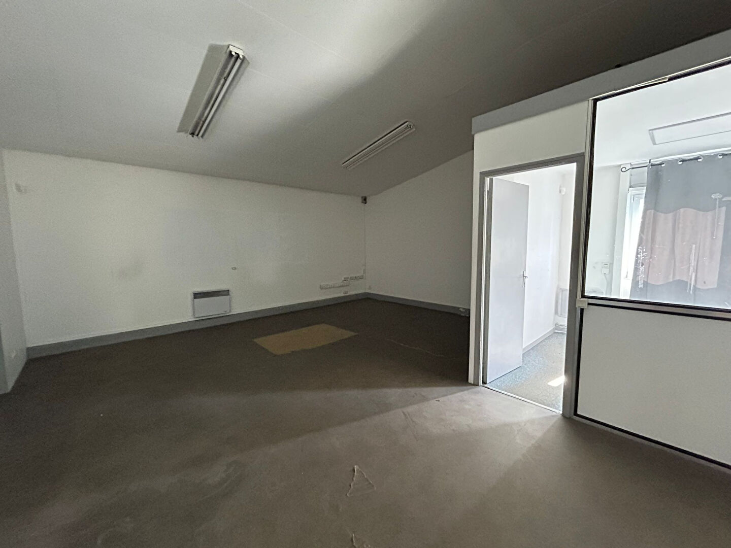 Entrepôt / local industriel Avranches 769 m2