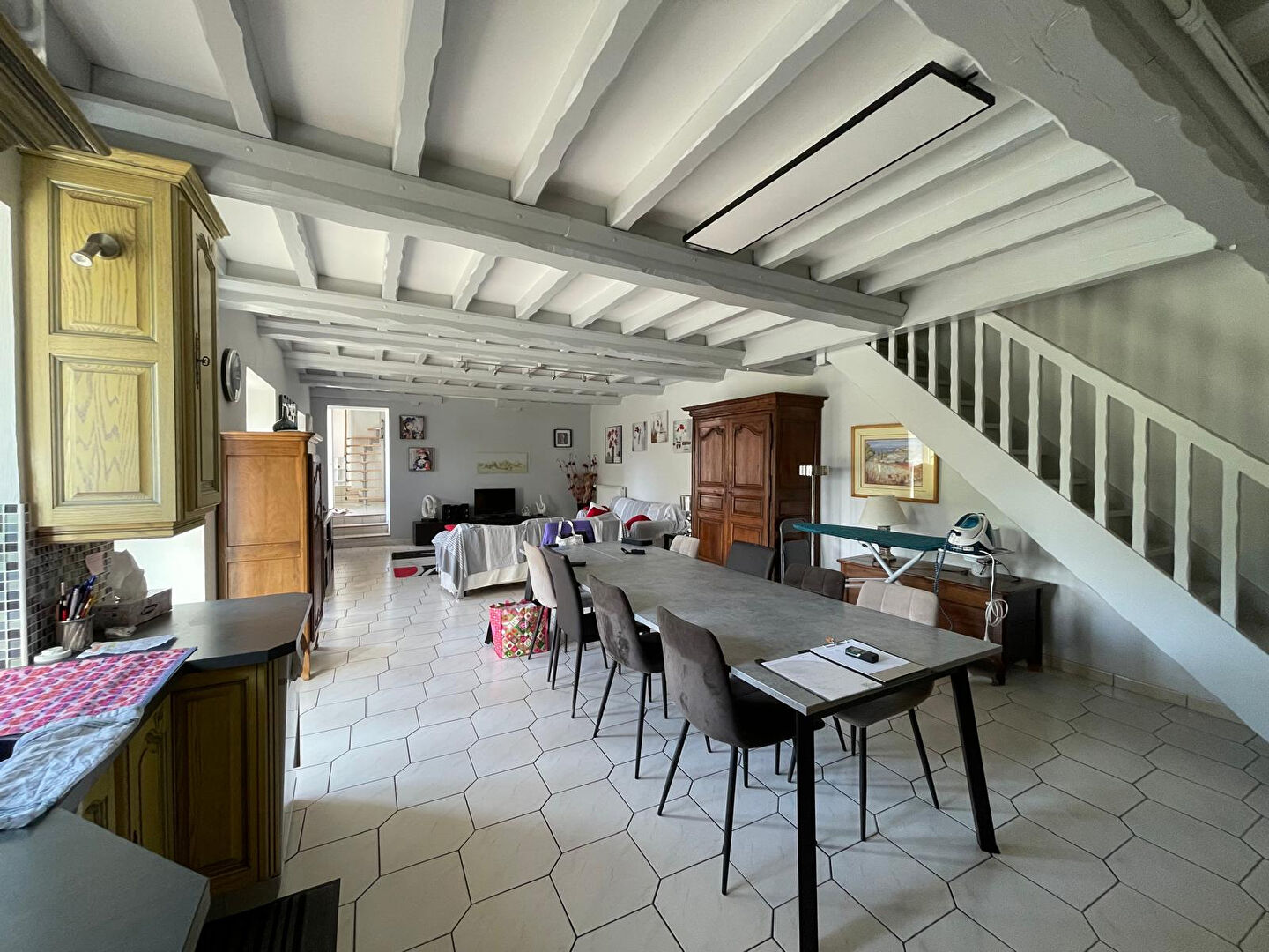 Maison familiale en pierre - 8 pièces