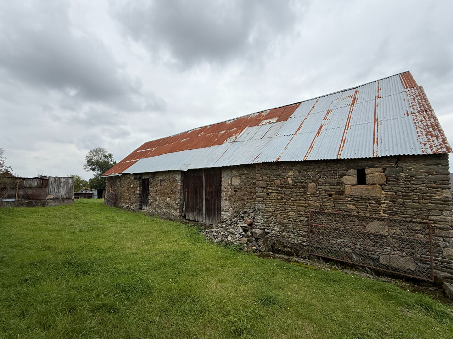 Longère en pierres - ARDEVON
