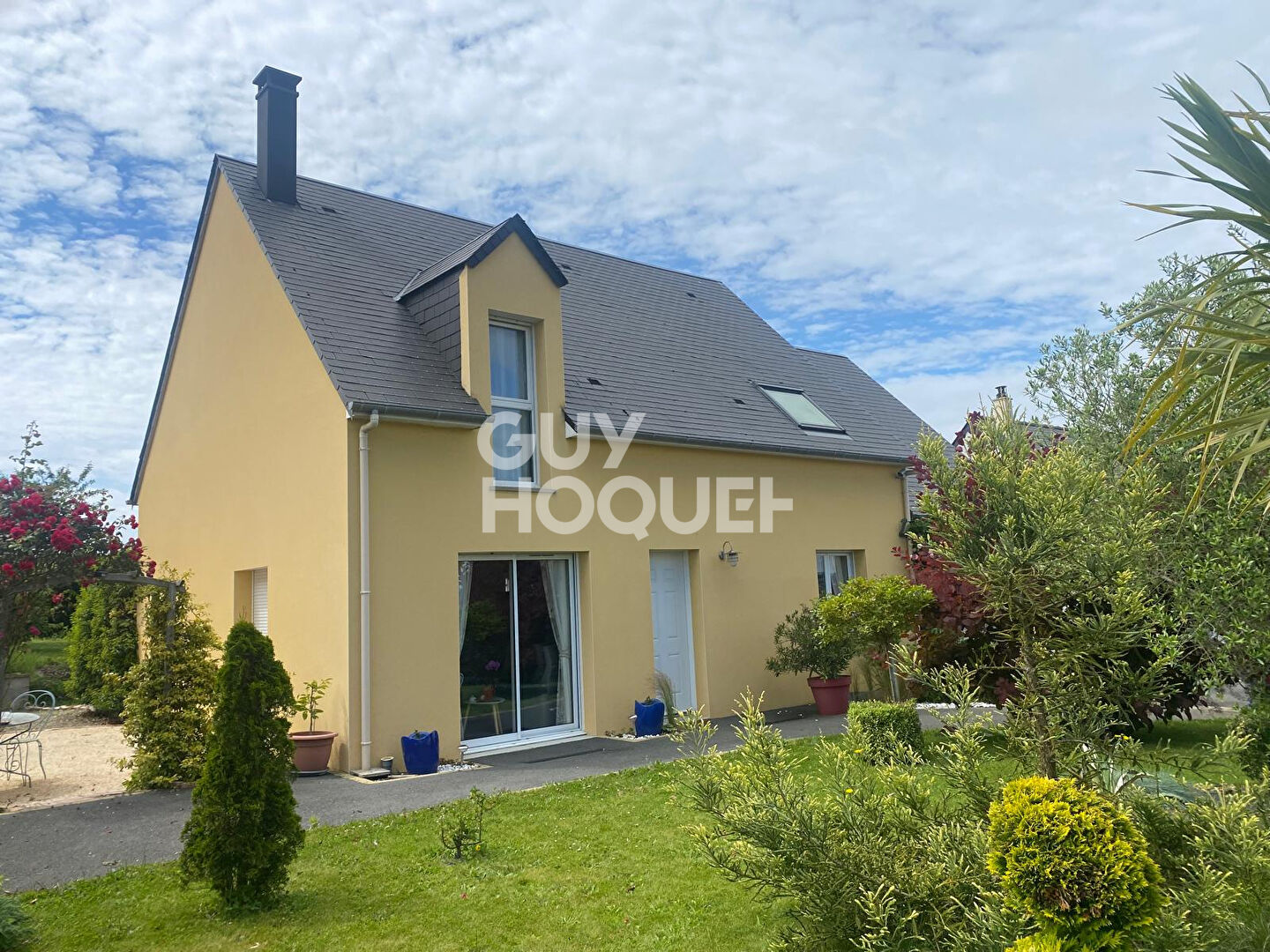 VENTE d'une maison 5 pièces (130m²) à PONTAUBAULT