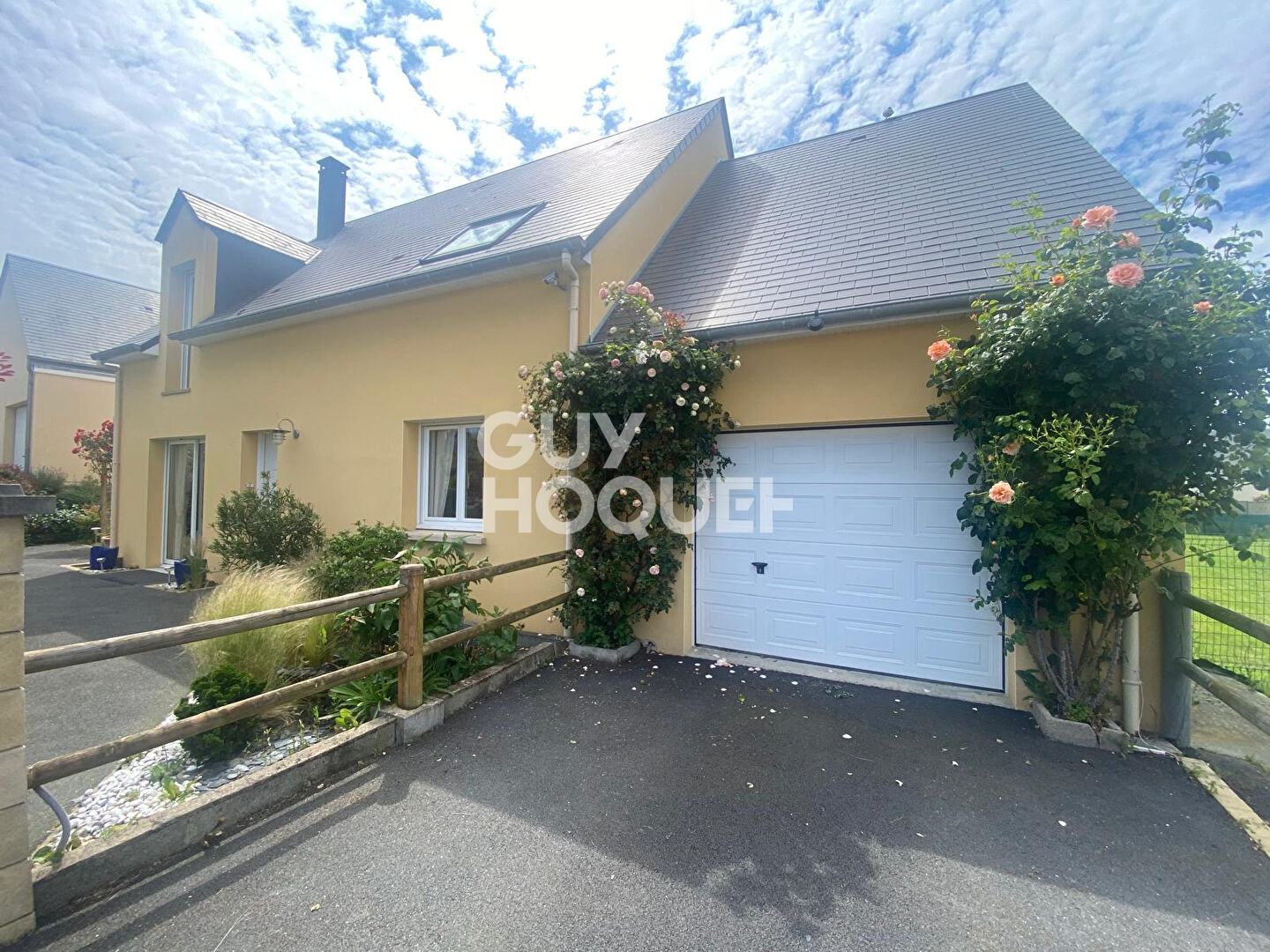 VENTE d'une maison 5 pièces (130m²) à PONTAUBAULT