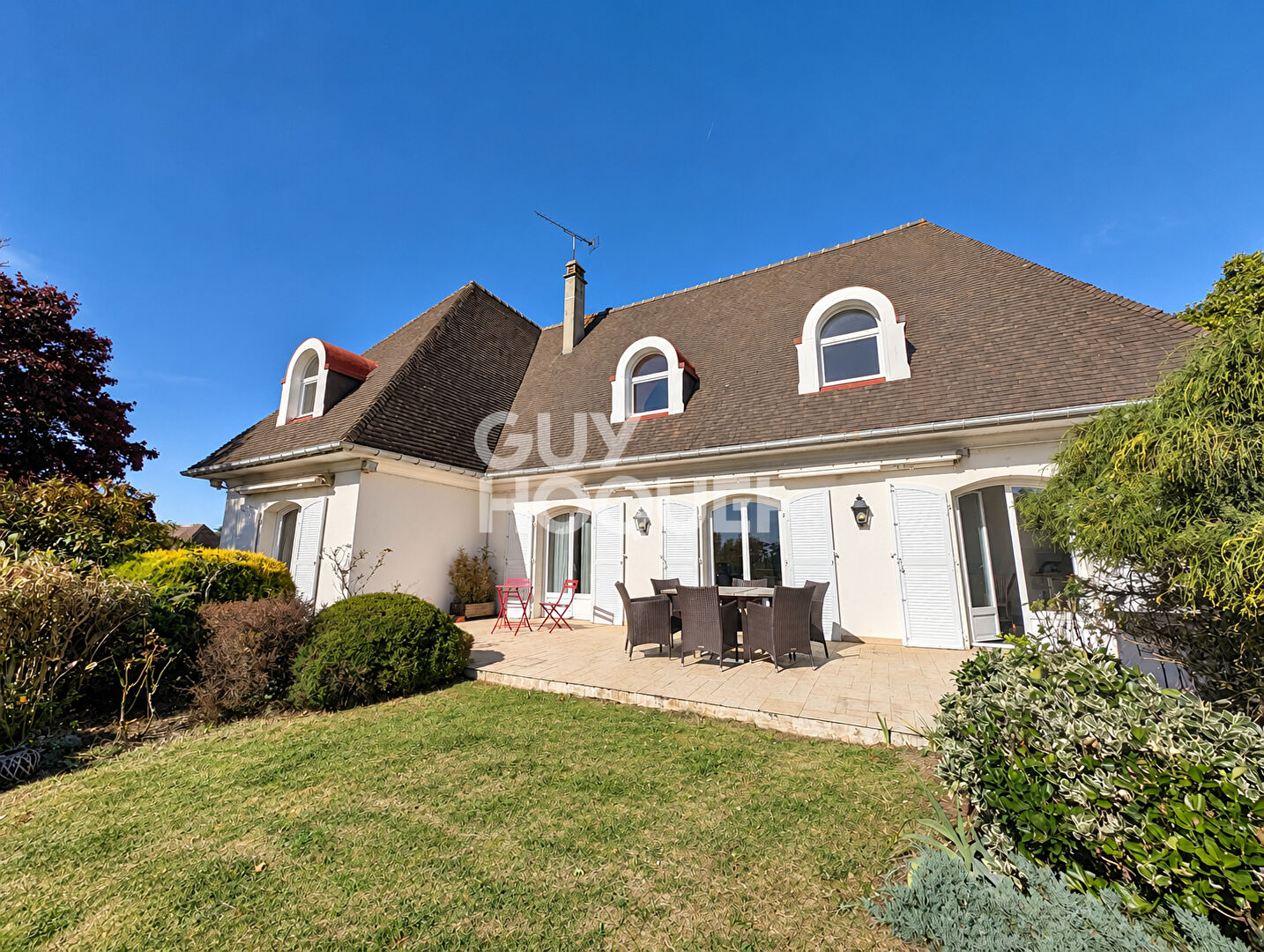 Maison 6 pièces 196 m² · à Avranches · 196 m² · 399 000 €