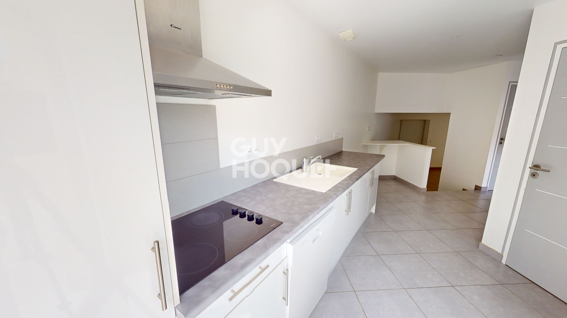 Maison Ducey Les Cheris 5 pièce(s) 94 m2